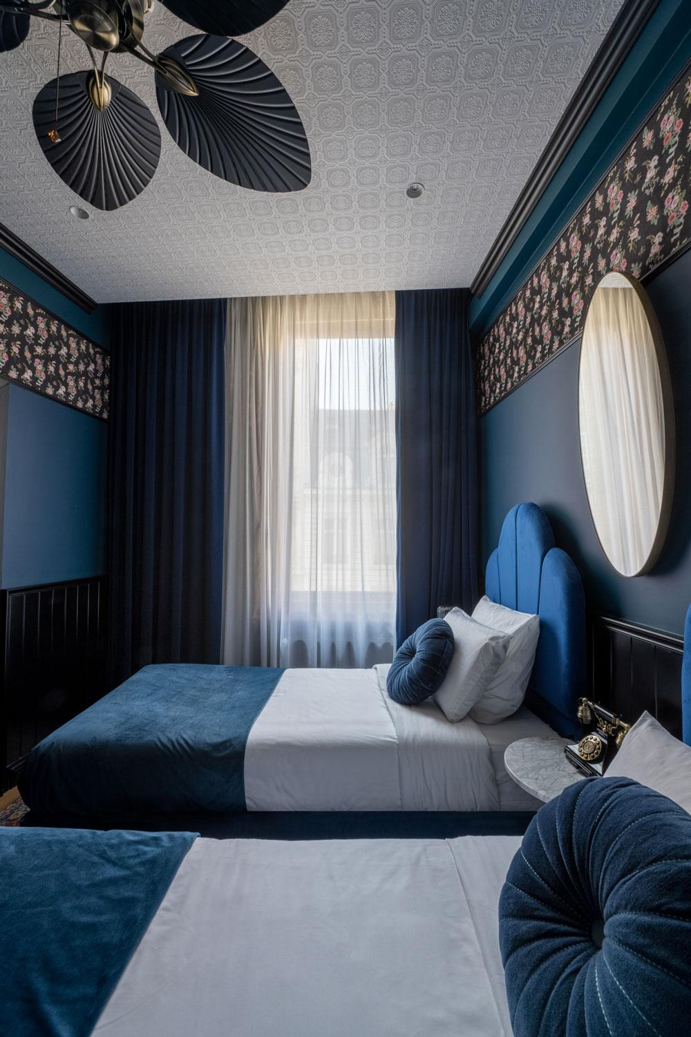 Craves Hotel